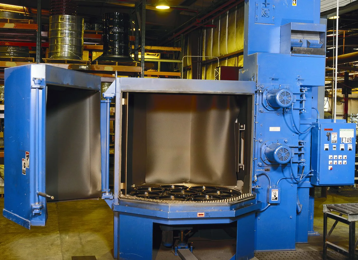 Rotary Table Blasting Machine