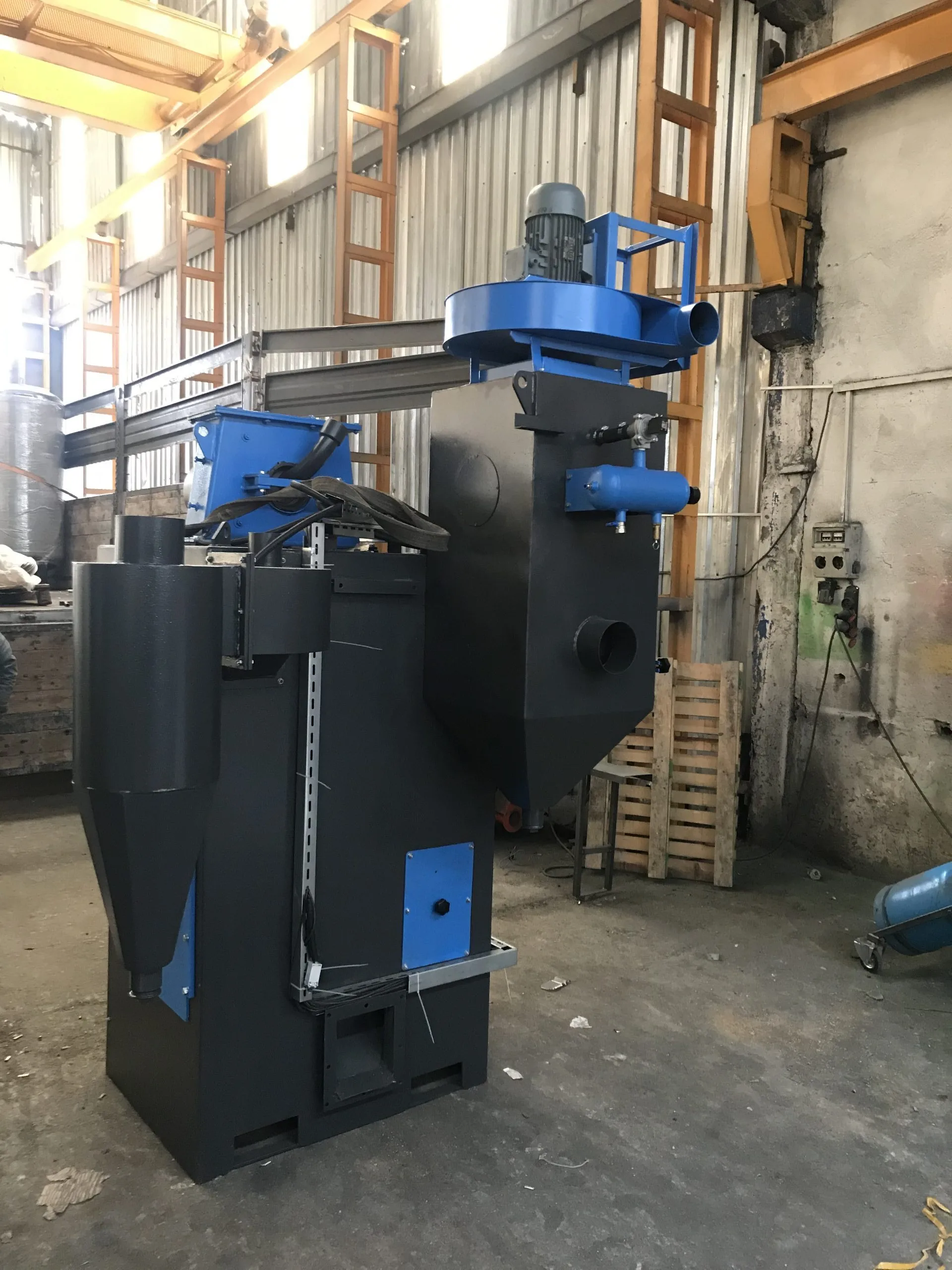 Tumble Belt Shot Blasting Machine